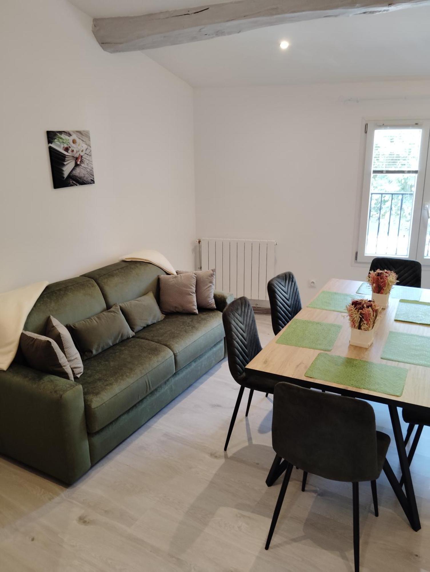 Maison Chez Marthe Le Muy Esterno foto